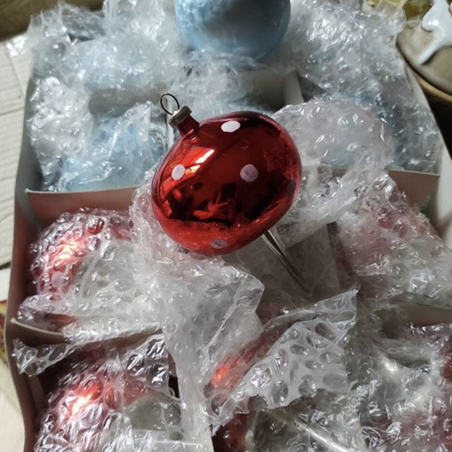 Christmas vintage glass balls like new, pack of 12