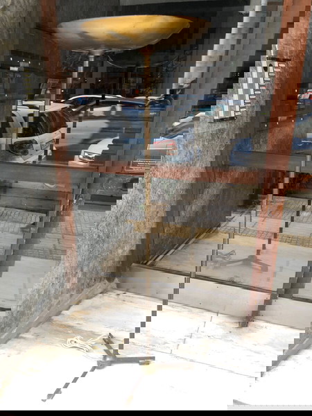 Παλιο μπρούτζινο επιδαπέδιο φωτιστικό