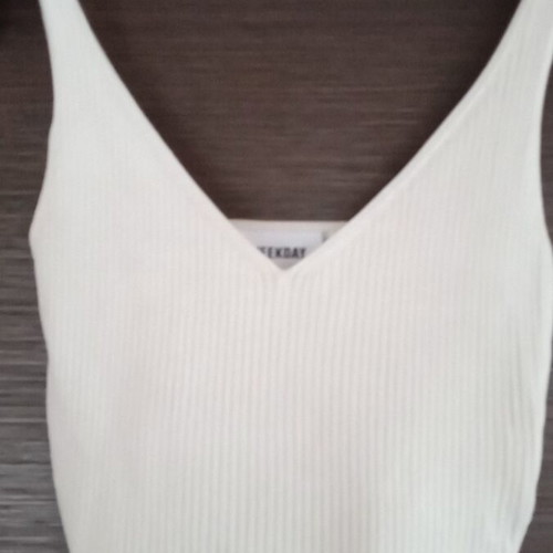 Weekday women's crop top like new, beige, size S