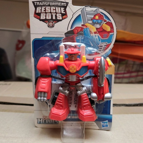 Hasbro Playskool Heroes Transformers Rescue Bots Heatwave The Fire Bot new