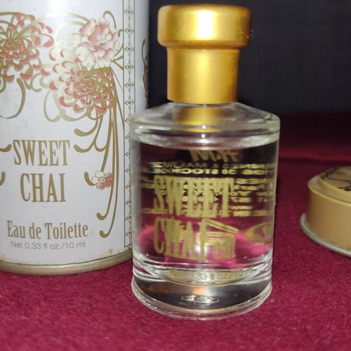 Sweet chai eau de toilette H&M used 10ml
