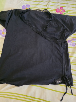 B&C Makó T-shirt XL new with unique design