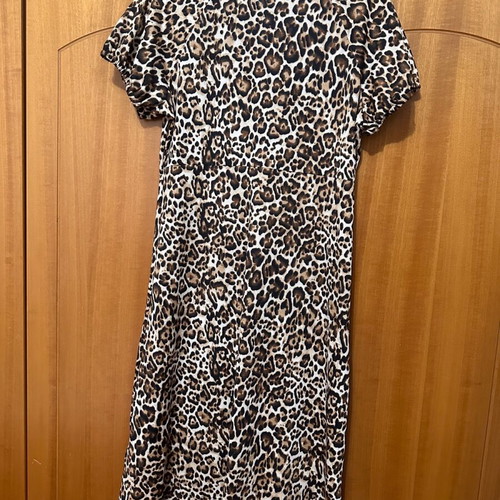 Leopard dress like new, size 42/44, brown