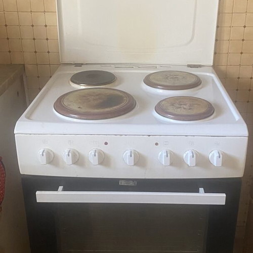 Izola Electric Stove used with Oven