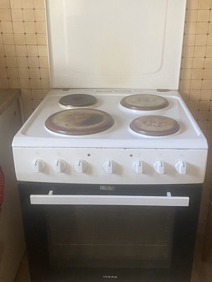 Izola Electric Stove used with Oven