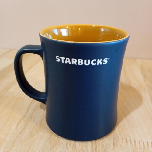 Starbucks Sumatra Tiger mug like new