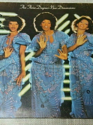The Three Degrees New Dimensions LP употребяван, R&B / Soul