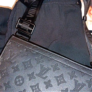 Louis Vuitton  ανδρικό τσαντακι