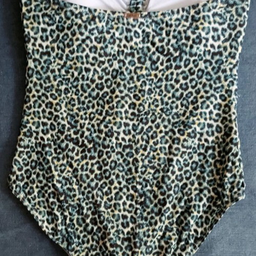 S.Oliver one-piece swimsuit in green leopard print like new