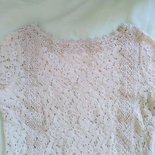 Vintage pink lace V-neck blouse like new