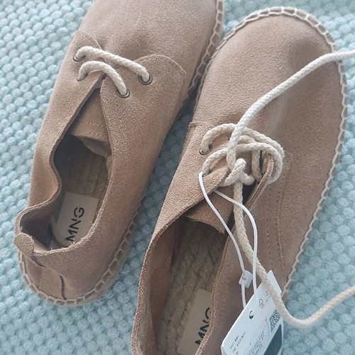 MNG kids canvas shoes new, beige, size 32