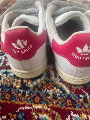 Stan Smith Adidas αθλητικά μεταχειρισμένα, νούμερο 27, άσπρα