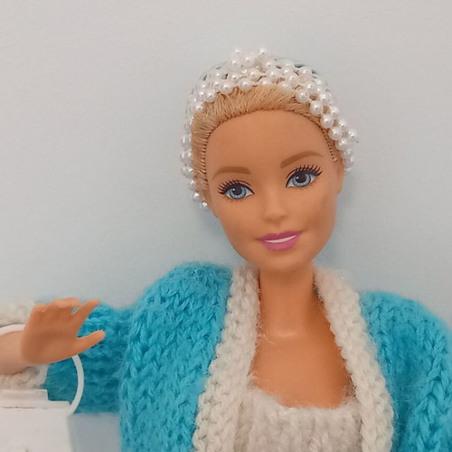 Barbie Mattel 1186 MJ. 1 NL 2015 used with handmade dress and hat