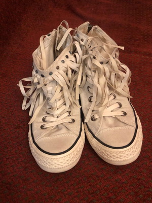 Converse white athletic shoes like new, size 38