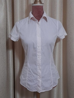United Colors of Benetton women's shirt, white with soft pink stripes