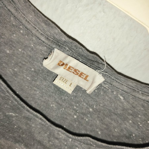 Diesel men's short-sleeve t-shirt used, size large, gray