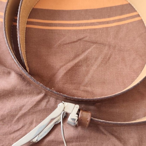 Brown belt like new, almost never worn