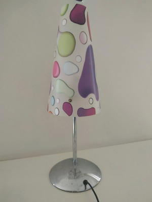 Φωτιστικό γραφείου μεταχειρισμένο, πολύχρωμο χωρίς λάμπα