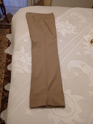 Zara pants size M beige with cuffs like new
