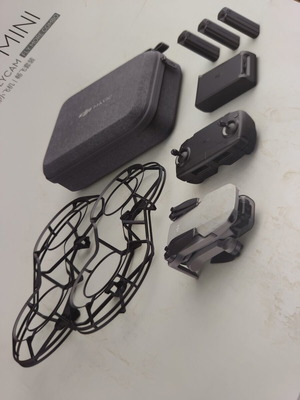 DJI Mavic Mini set like new with 3 batteries and accessories