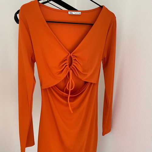 Orange short dress Zara, fits S-M