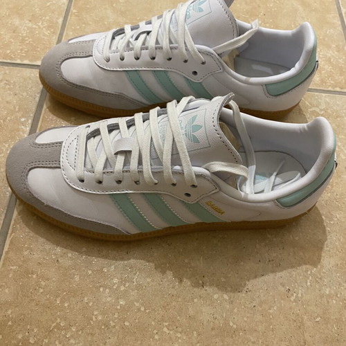 Adidas Samba Og J γυναικεία αθλητικά σαν καινούργια, μέγεθος 38, λευκά με μέντα