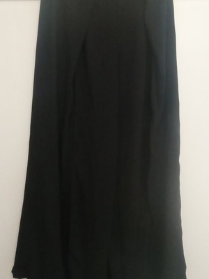 Stradivarius No L pants black like new