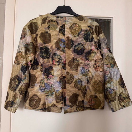 Short jacket with 3/4 sleeve, colorful, like new, sizes L-XL