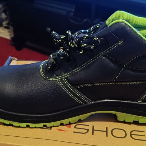 Ergo Shoes work boots size 45, new, black and green
