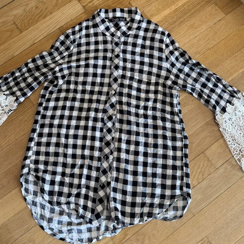Shirts with lace sleeve new, size S, black and white