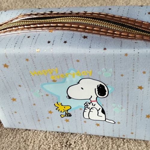 Snoopy Cosmetic Bag like new with gold zipper and handle