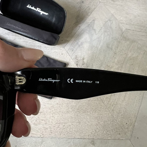 Salvatore Ferragamo Sunglasses like new, black