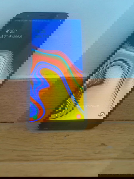 Samsung Galaxy J4 +