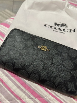 Coach wallet black new
