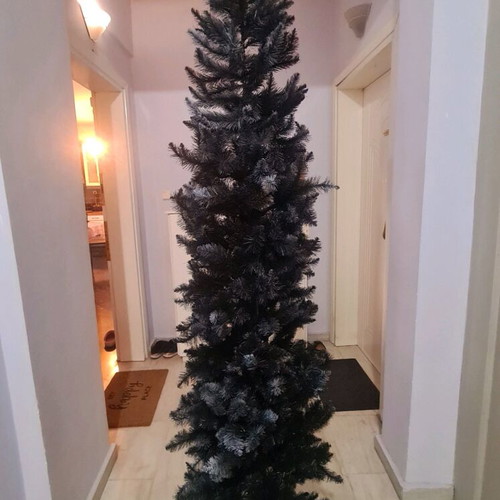 Christmas tree Slim minimal like new, dark green