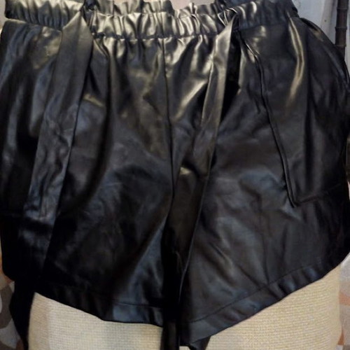 Shein Curve Black Faux Leather Shorts size 1XL like new