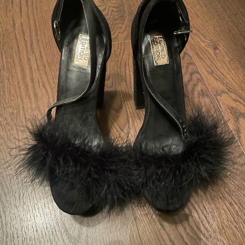 Primark black pumps special edition suede with ankle strap size 39 like new