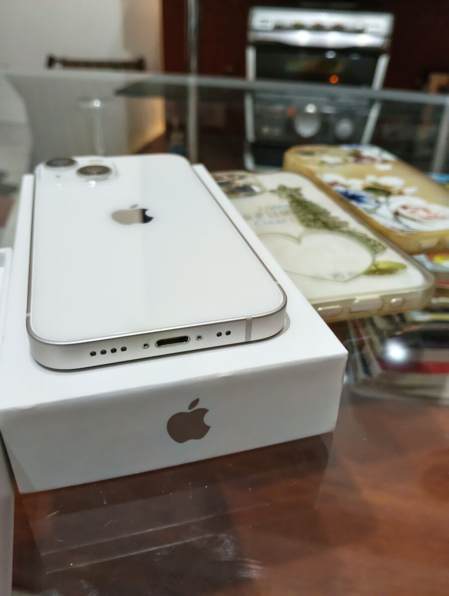 iPhone 13 mini 128GB white like new… - € 280,00 - Vendora.cy