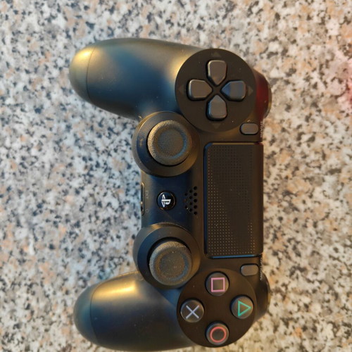 Sony PS4 Slim 500GB κονσόλα με 2 χειριστήρια και NBA 2K19, FIFA 19