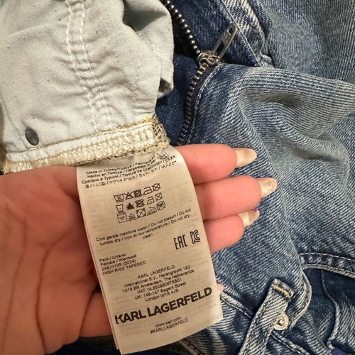 Karl Lagerfeld jeans size 24 like new, blue with unique design
