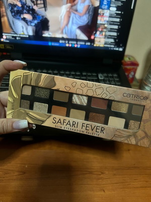 Safari Fever Slim Eyeshadow Palette new