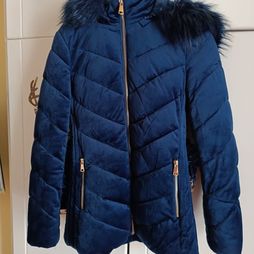 Velvet blue jacket size M like new