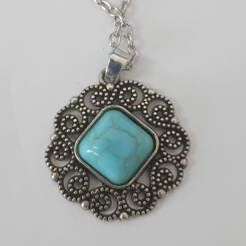 Chain silver color with pendant decor new