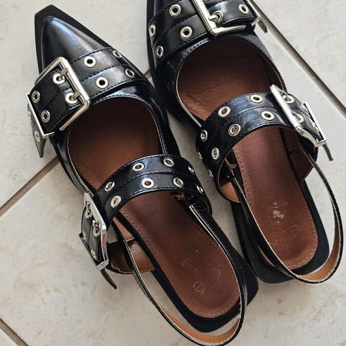 Exe slippers size 39 black used