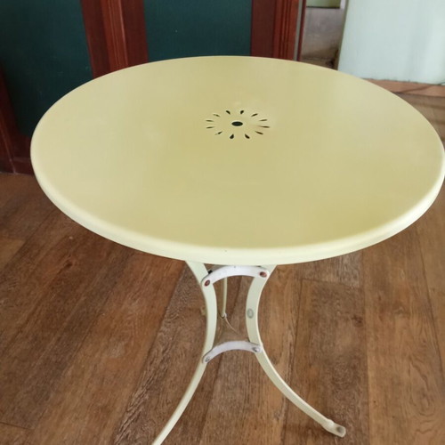 Professional restaurant tables and chairs used