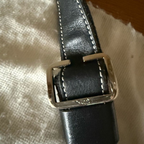 Longchamp leather crossbody bag like new, black