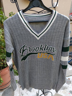 College knit sweater light gray, size S/M, new