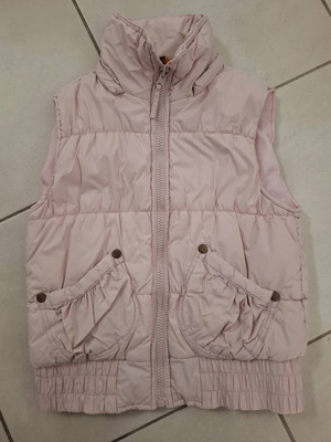 Mayoral pink sleeveless kids puffer jacket used, size 8 years