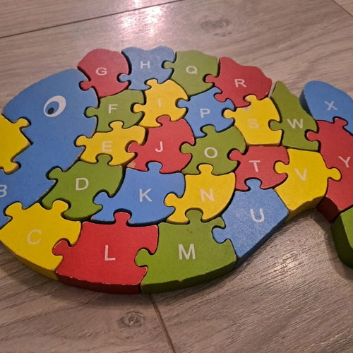 Wooden puzzles used, set of 3 animal designs