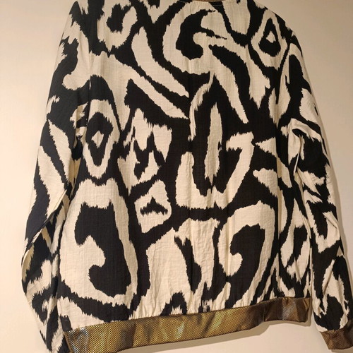 Zaketa with zipper new, black and white, size S